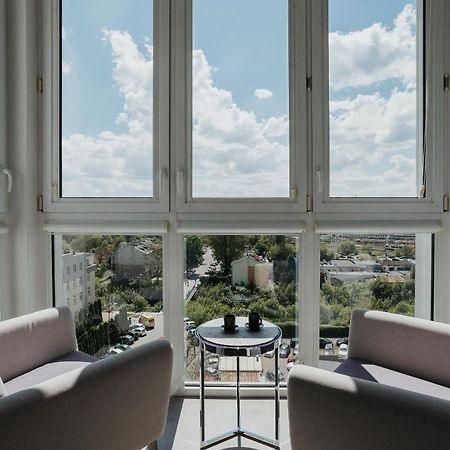 Sky Mountain View Free Parking Apartment Krakow Bagian luar foto
