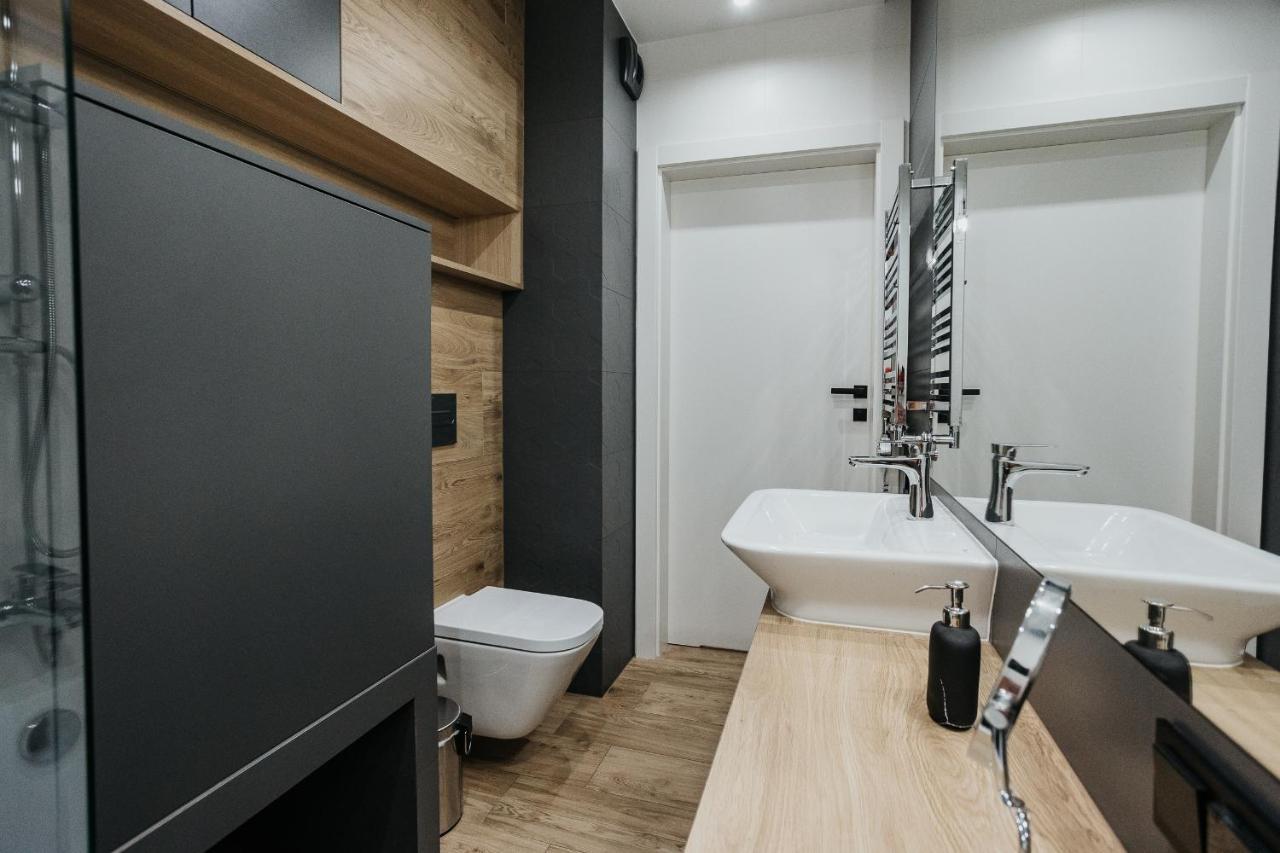 Sky Mountain View Free Parking Apartment Krakow Bagian luar foto