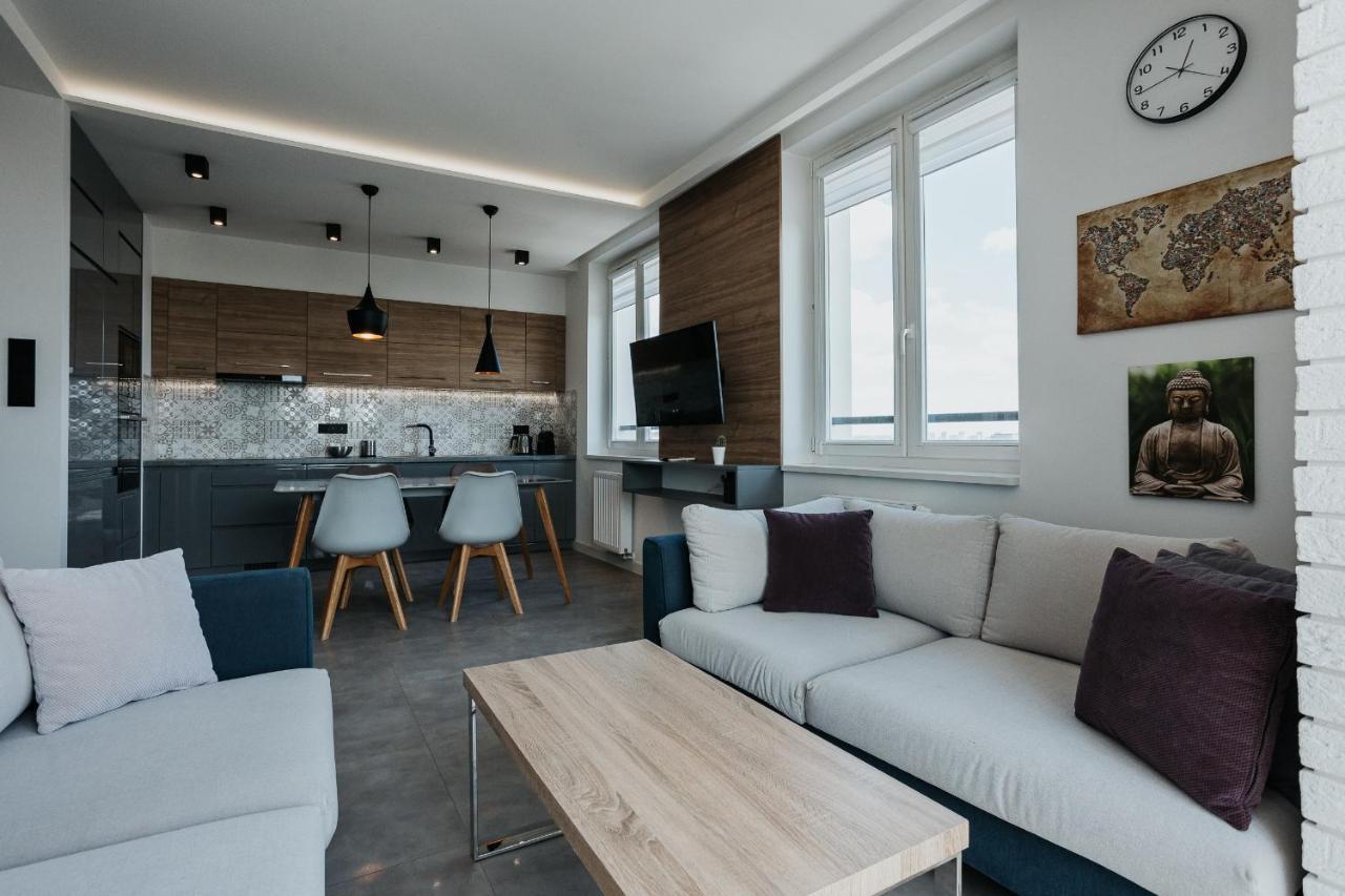 Sky Mountain View Free Parking Apartment Krakow Bagian luar foto
